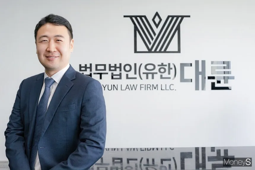 AI로 사라지는 일자리… 미국은 '노동자 보호' 강화하는데 한국은?