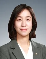 [기고] ‘안아줘’ 메시지 한 통도 불륜?…판례가 정의한 정서적 교감은